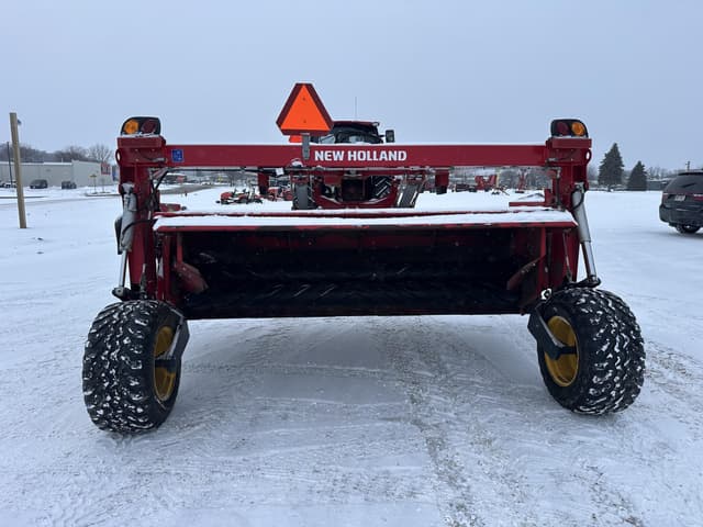 Image of New Holland 312 equipment image 4