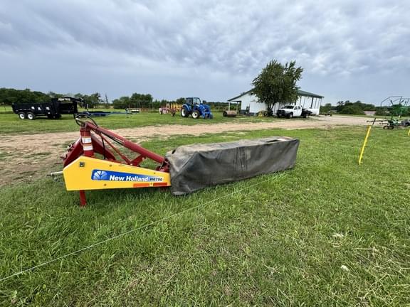 Image of New Holland H6750 equipment image 3