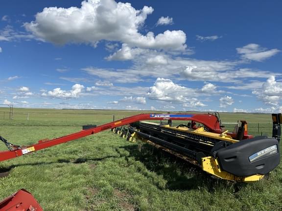Image of New Holland H7150 Primary image