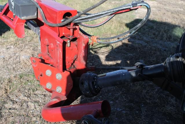 Image of New Holland H7230 equipment image 1