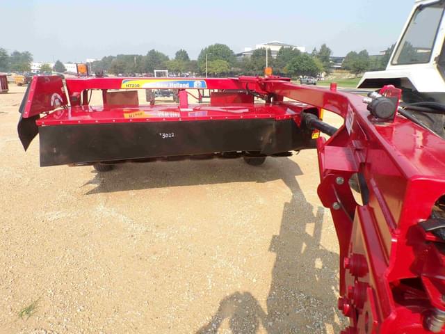 Image of New Holland H7230 equipment image 2