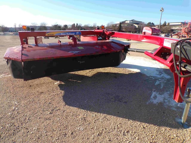 Image of New Holland H7230 equipment image 2