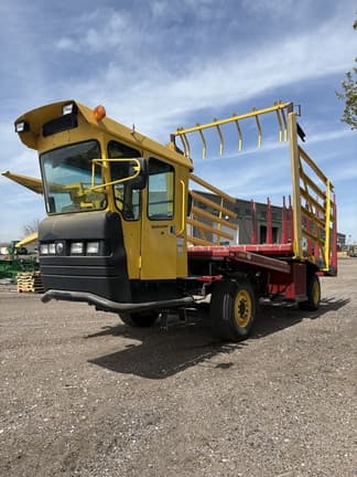 Image of New Holland H9870 equipment image 1