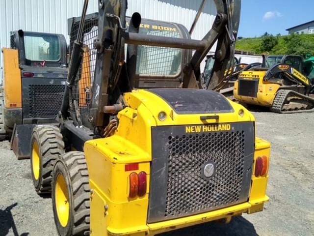 Image of New Holland L218 equipment image 1