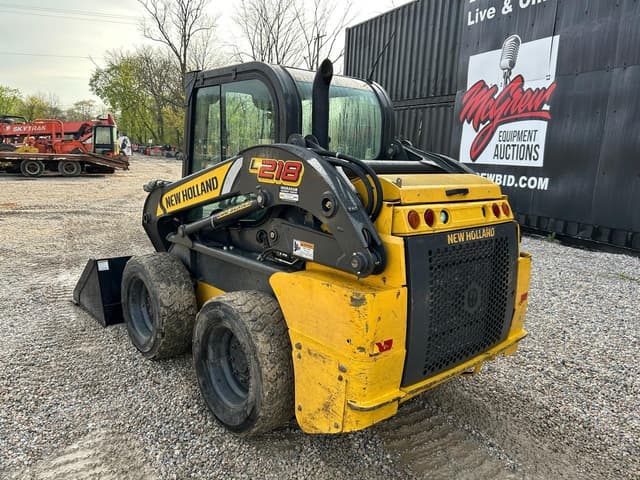 Image of New Holland L218 equipment image 1