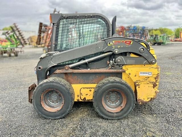 Image of New Holland L218 equipment image 3