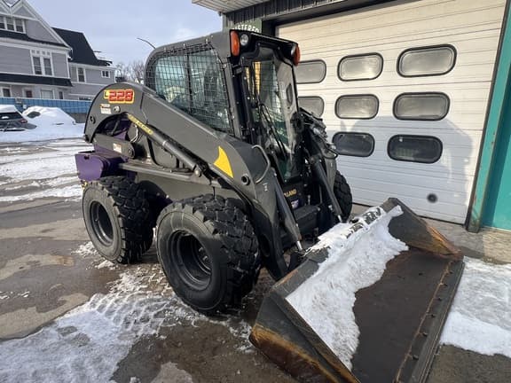 Image of New Holland L228 Primary image