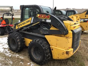 Main image New Holland L234