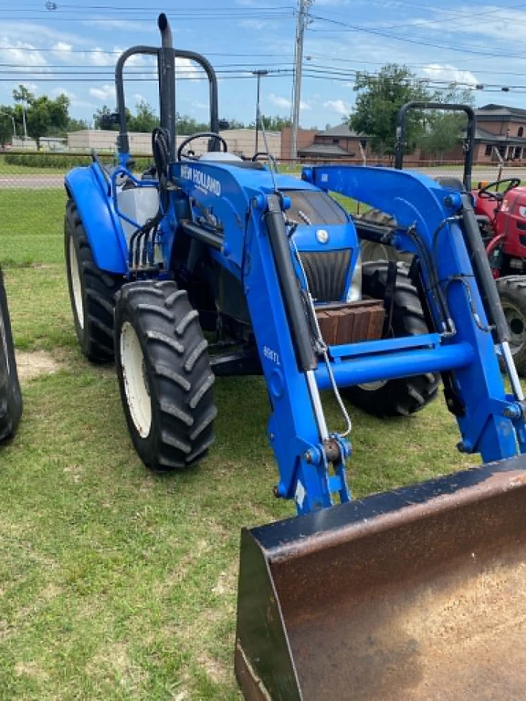 Image of New Holland T4.75 Image 1