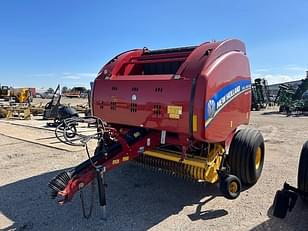 Main image New Holland RB560 Specialty Crop 0