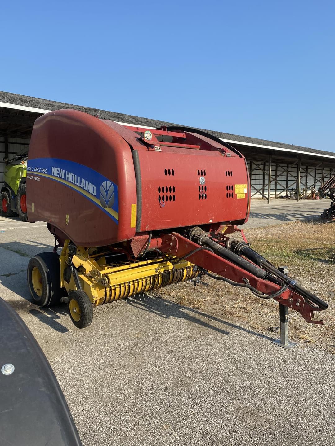 Image of New Holland RB450 Primary image