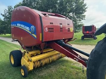 Main image New Holland RB450