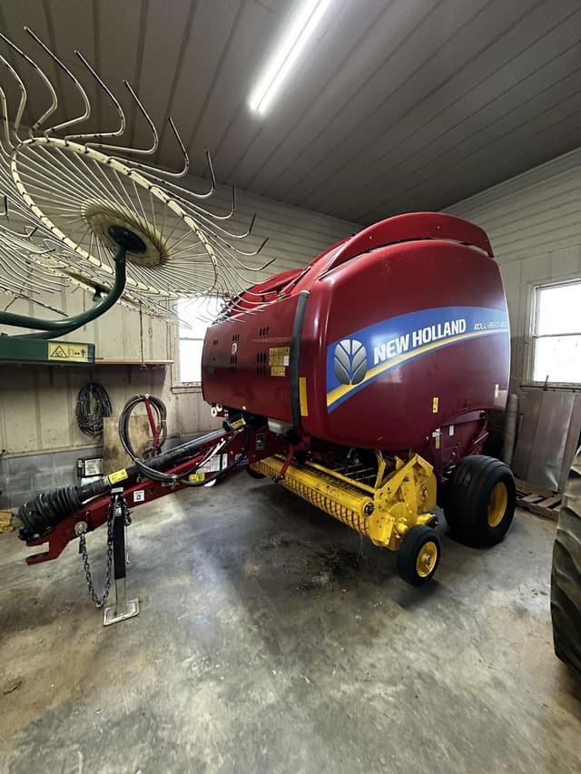 Image of New Holland RB460 equipment image 1