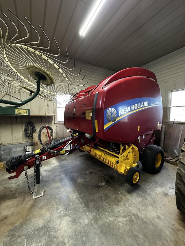 Image of New Holland RB460 equipment image 1