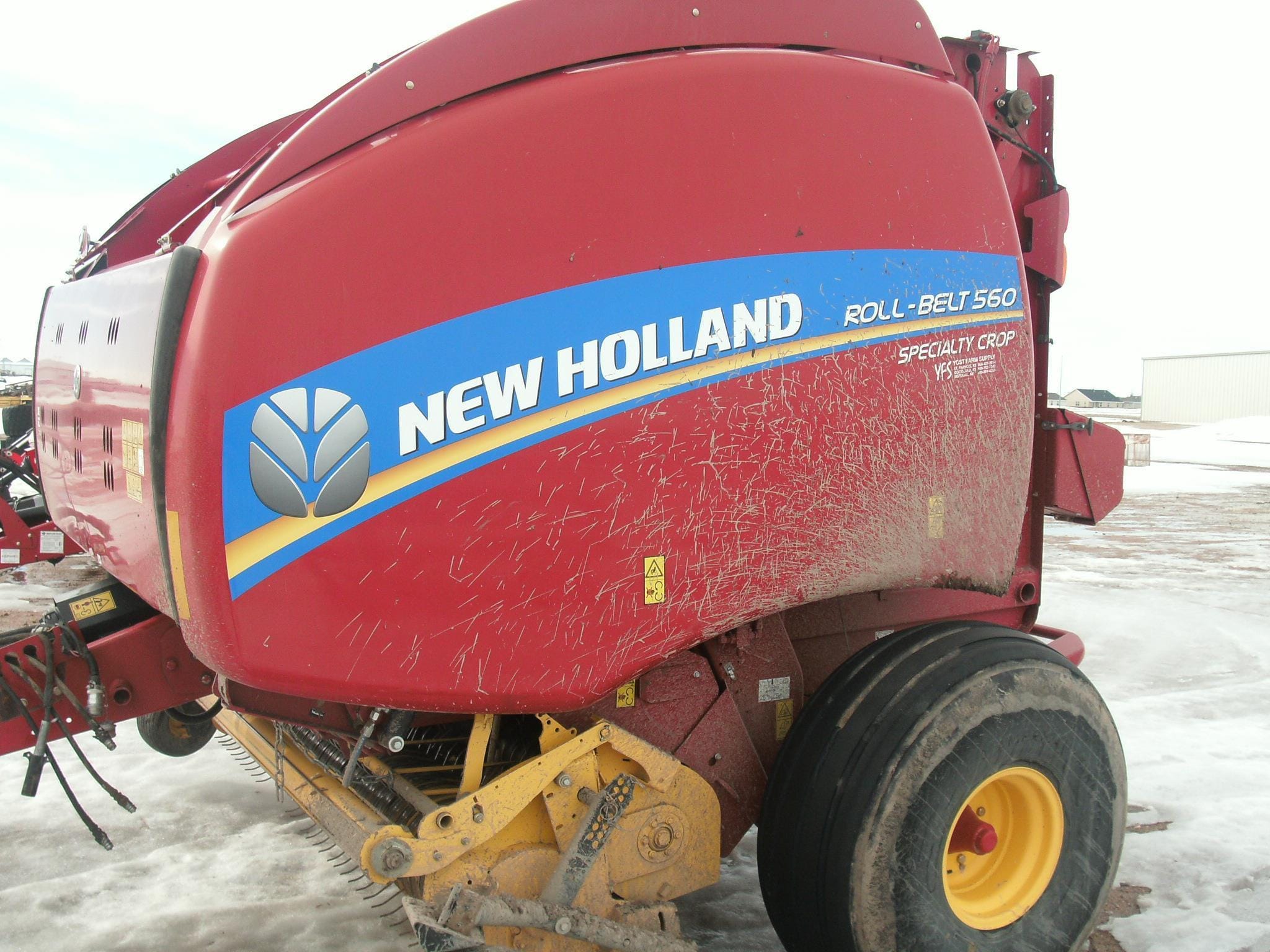 2017 New Holland RB560 Specialty Crop Equipment Image0
