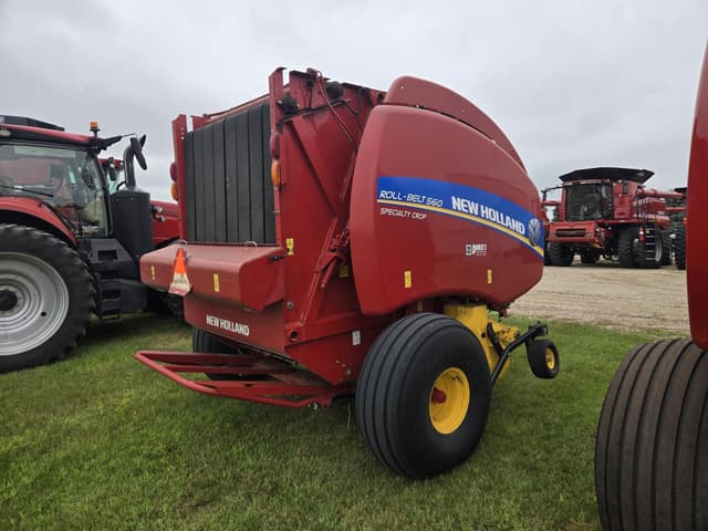Image of New Holland RB560 Specialty Crop equipment image 3