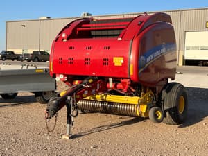 2017 New Holland RB560 Image