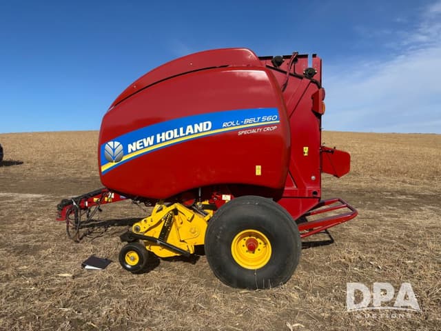 Image of New Holland RB560 equipment image 3