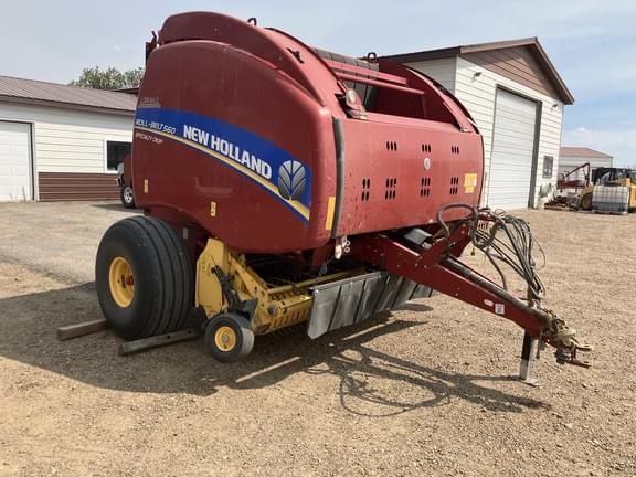 Image of New Holland RB560 Specialty Crop equipment image 4