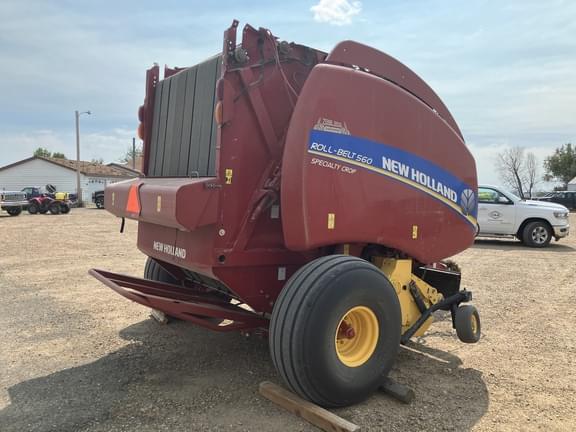 Image of New Holland RB560 Specialty Crop equipment image 3