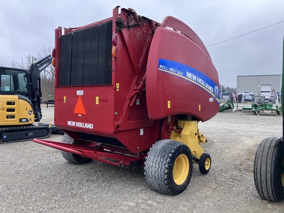 Image of New Holland RB560 equipment image 4