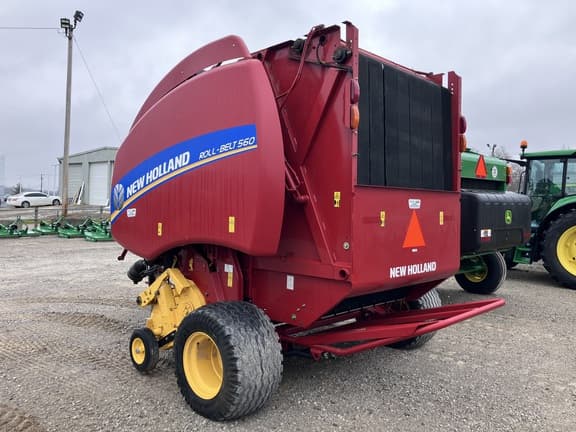 Image of New Holland RB560 equipment image 2