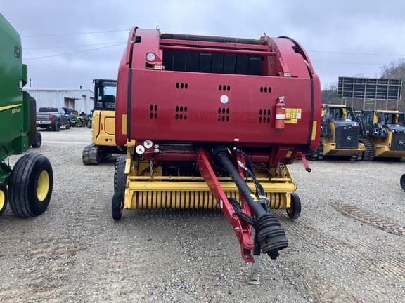 Image of New Holland RB560 equipment image 1