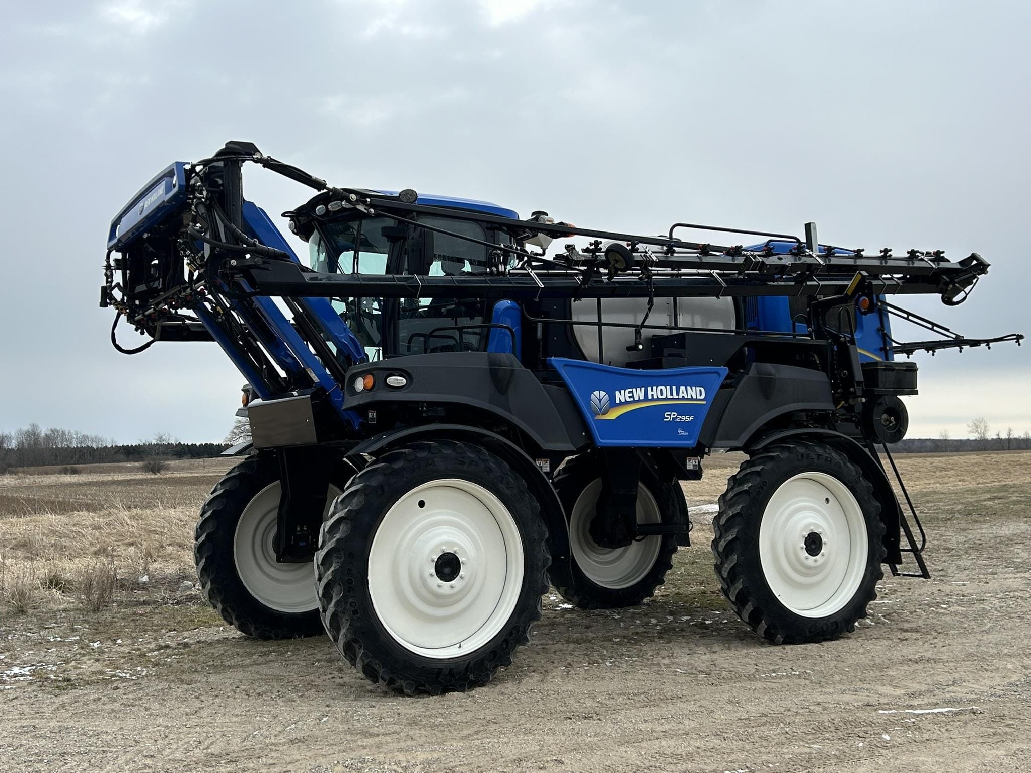 Main image New Holland SP.295F