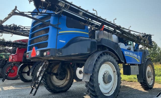 Image of New Holland SP.300F equipment image 2