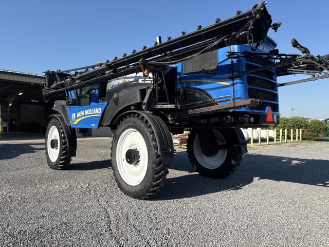 Image of New Holland SP.300F equipment image 4