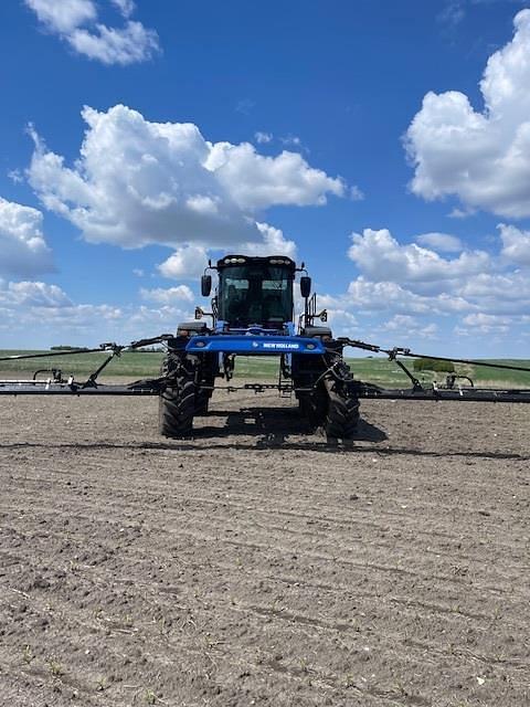 Image of New Holland SP.400F equipment image 4