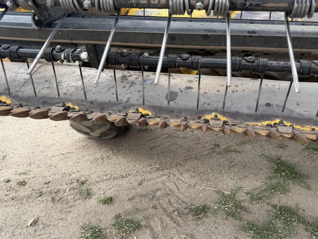 Image of New Holland Speedrower 160 equipment image 4