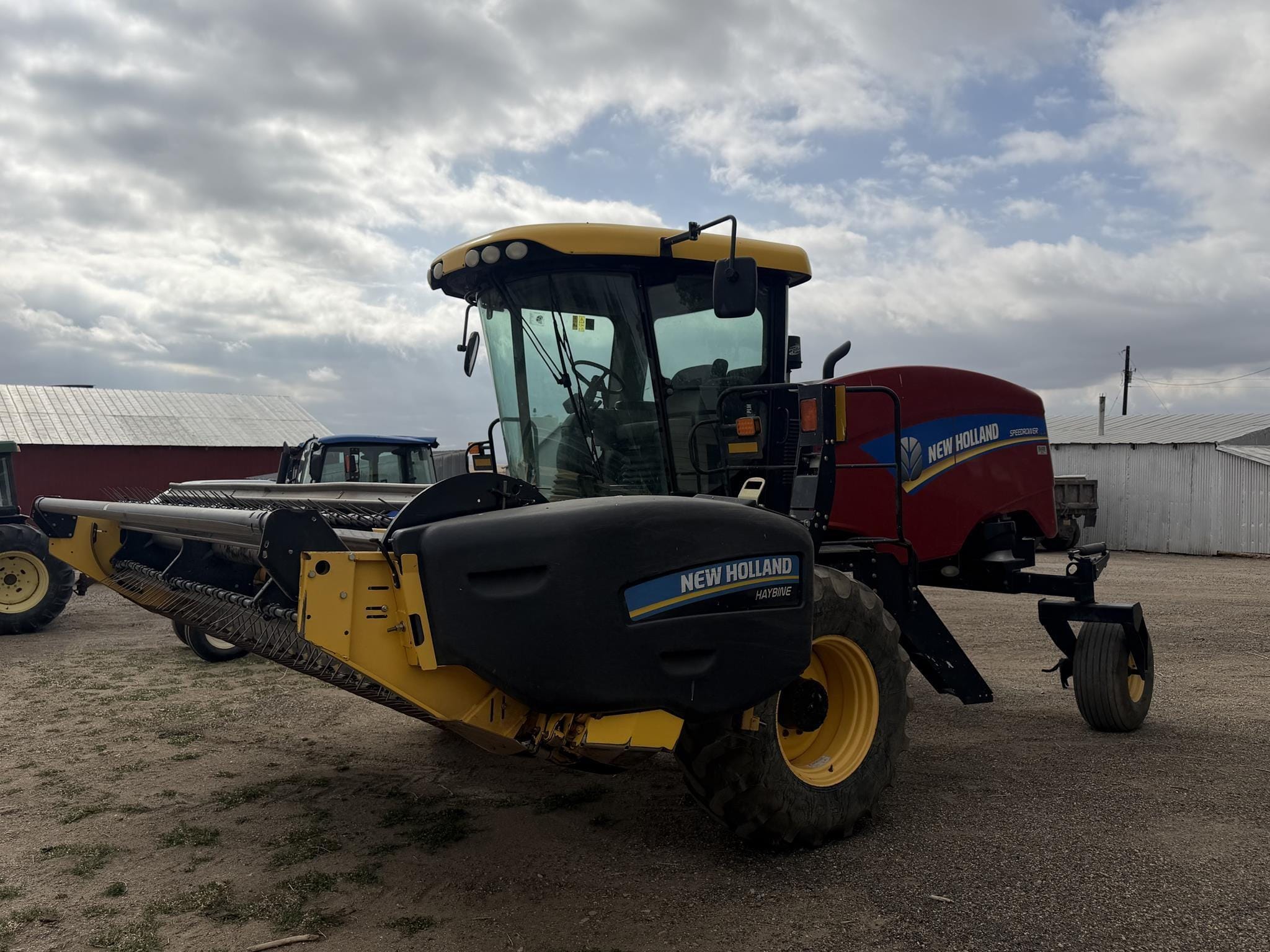 2017 New Holland Speedrower 160 Equipment Image0