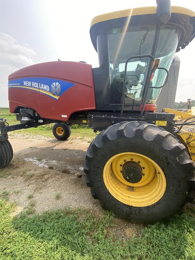 Image of New Holland Speedrower 220 equipment image 3