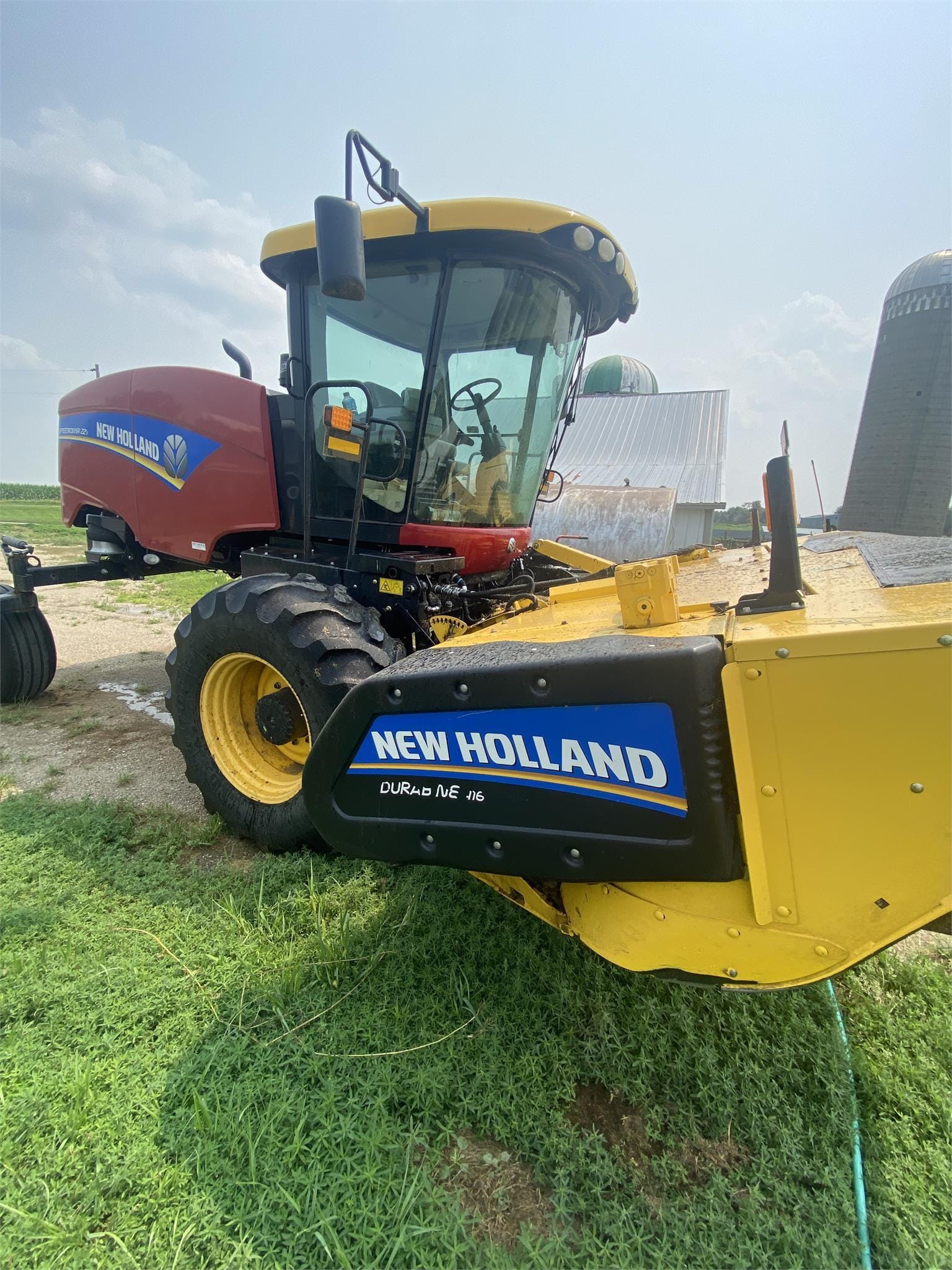 2017 New Holland Speedrower 220 Equipment Image0