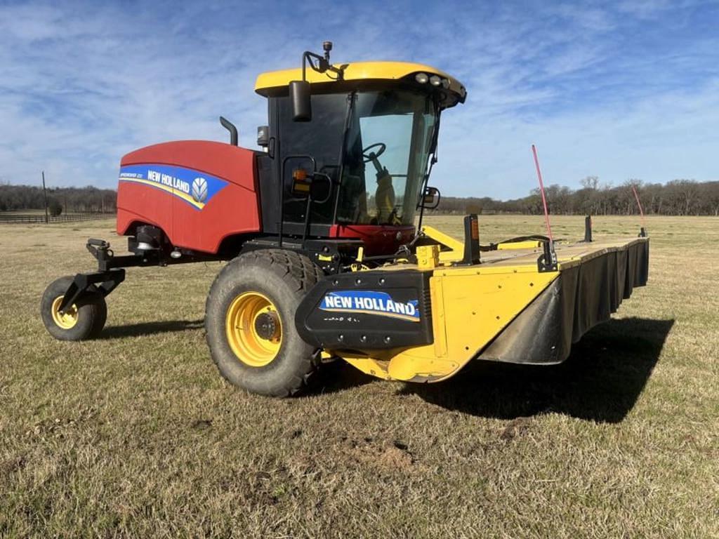 Image of New Holland Speedrower 220 Primary image