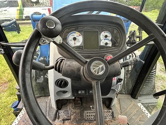 Image of New Holland T4.100 equipment image 3