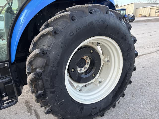 Image of New Holland T4.75 equipment image 4