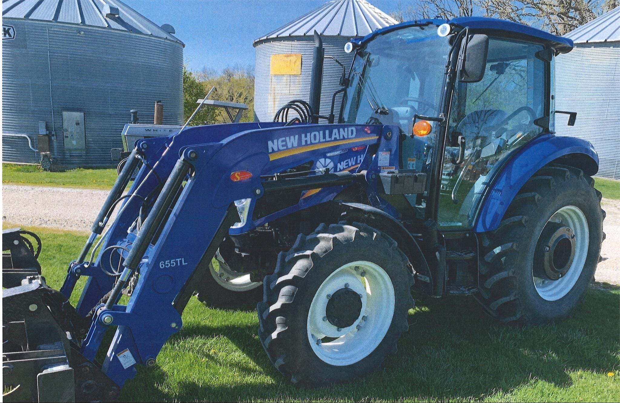 Main image New Holland T4.75