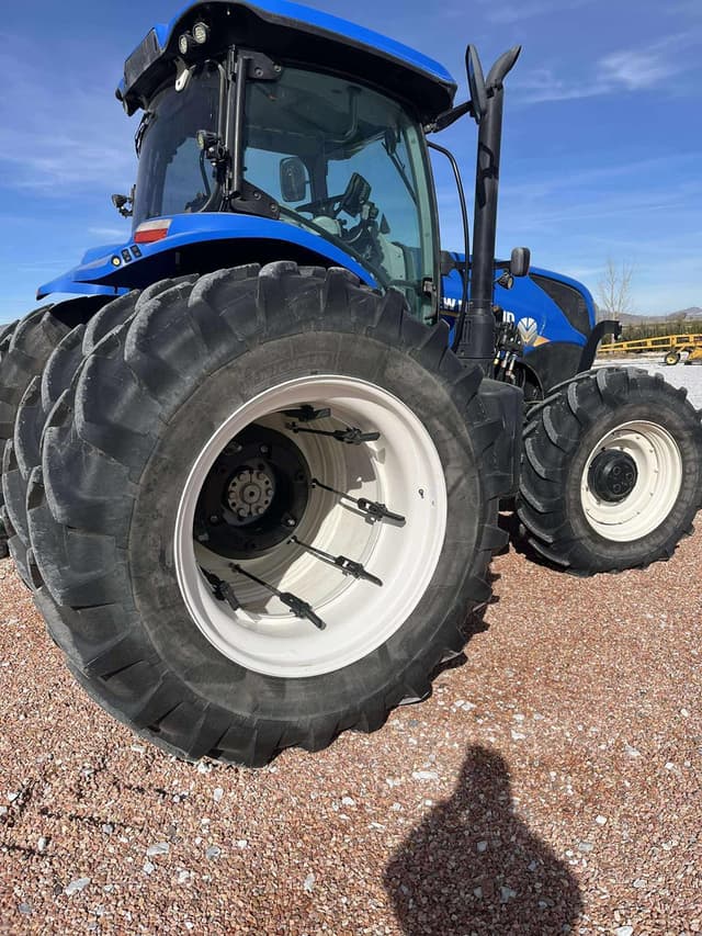 Image of New Holland T7.210 equipment image 4