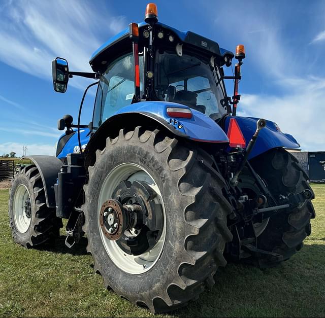 Image of New Holland T7.270 equipment image 2