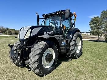 2017 New Holland T7.270 Equipment Image0