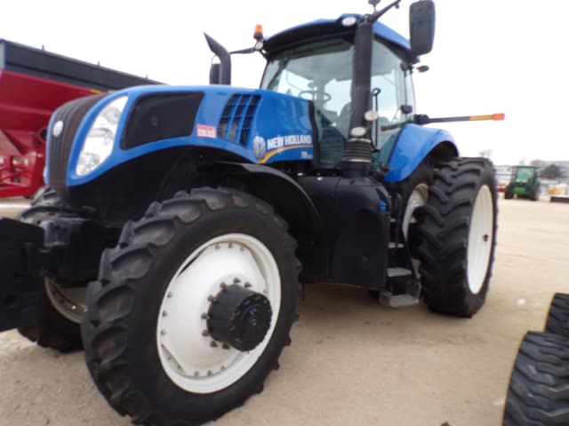 Image of New Holland T8.320 equipment image 2
