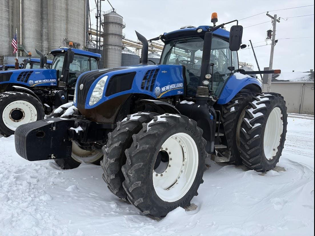 2017 New Holland T8.380 Equipment Image0