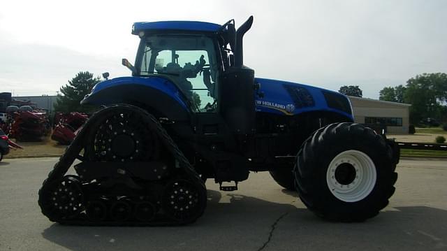 Image of New Holland T8.410 equipment image 4