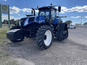 Main image New Holland T8.435