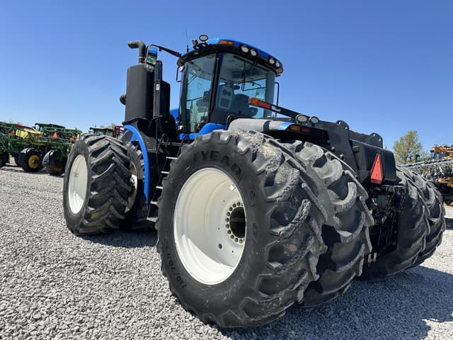 Image of New Holland T9.700 equipment image 4