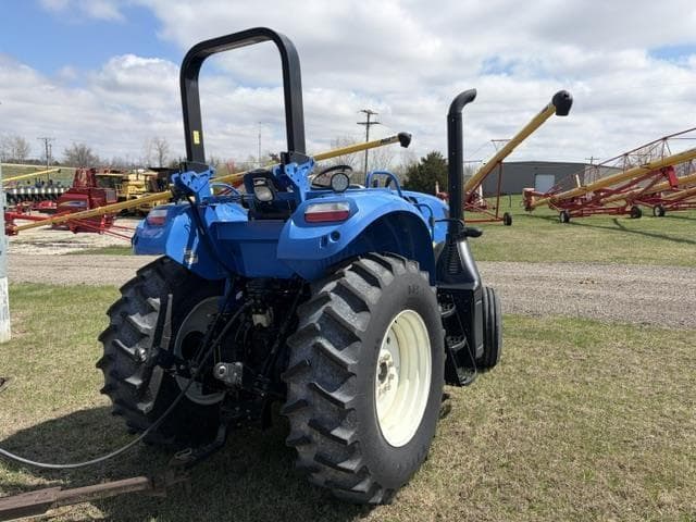 Image of New Holland TS6.110 equipment image 2