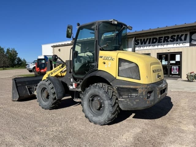 Image of New Holland W80C equipment image 2