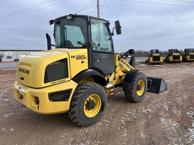 Image of New Holland W80C equipment image 4